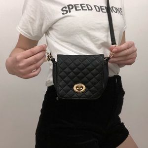 🌟CLOSET CLEAR OUT QUILTED BLACK CROSSBODY BAG